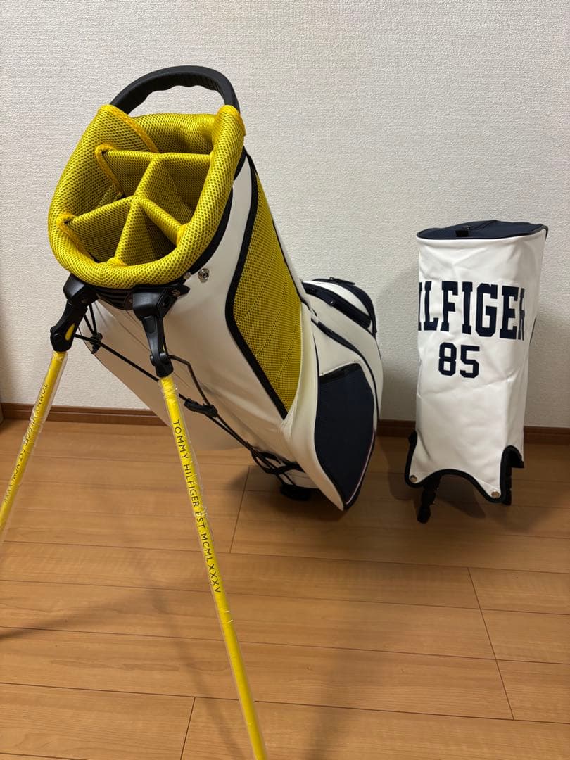 トミーヒルフィガー スタンドキャディバッグ 新品未使用