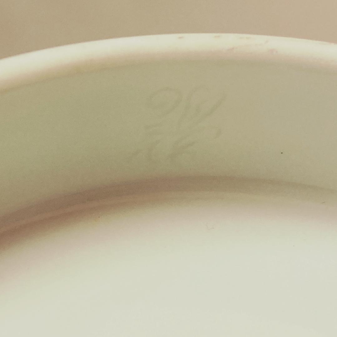 【真作保証】 市川龍仙 色鍋島 色絵唐花文 七寸皿