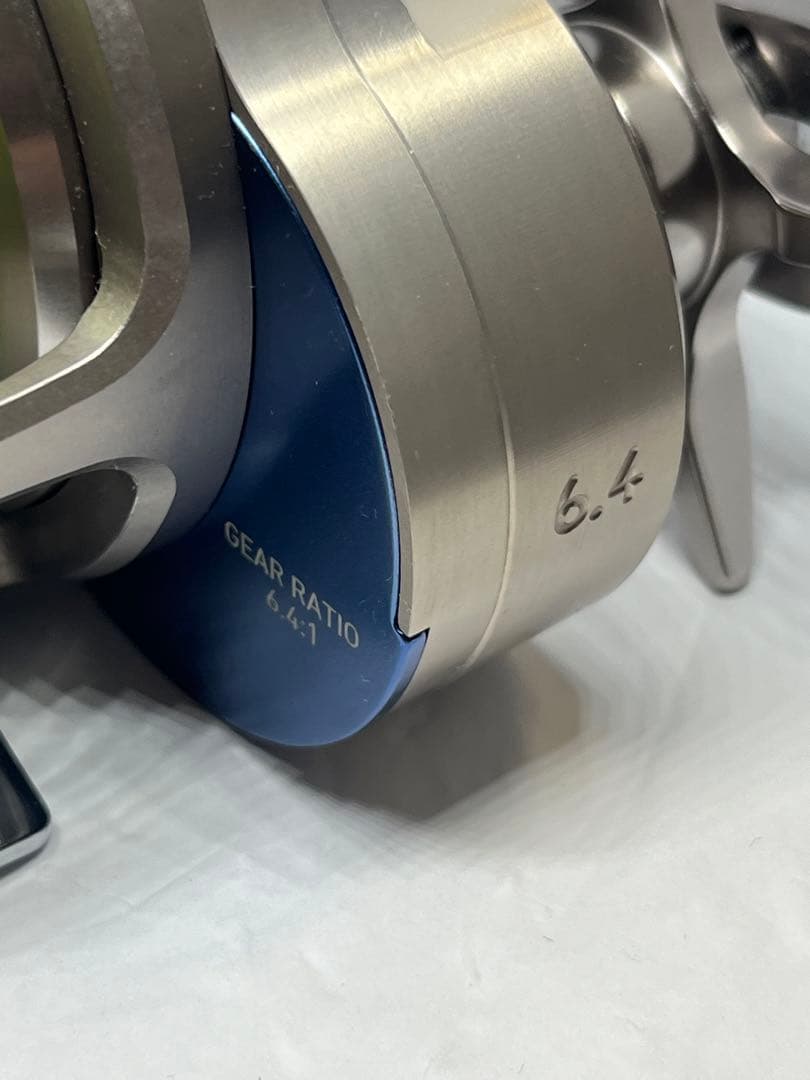 DAIWAダイワ 15ソルティガ 35NHL-SJ 左ハンドル