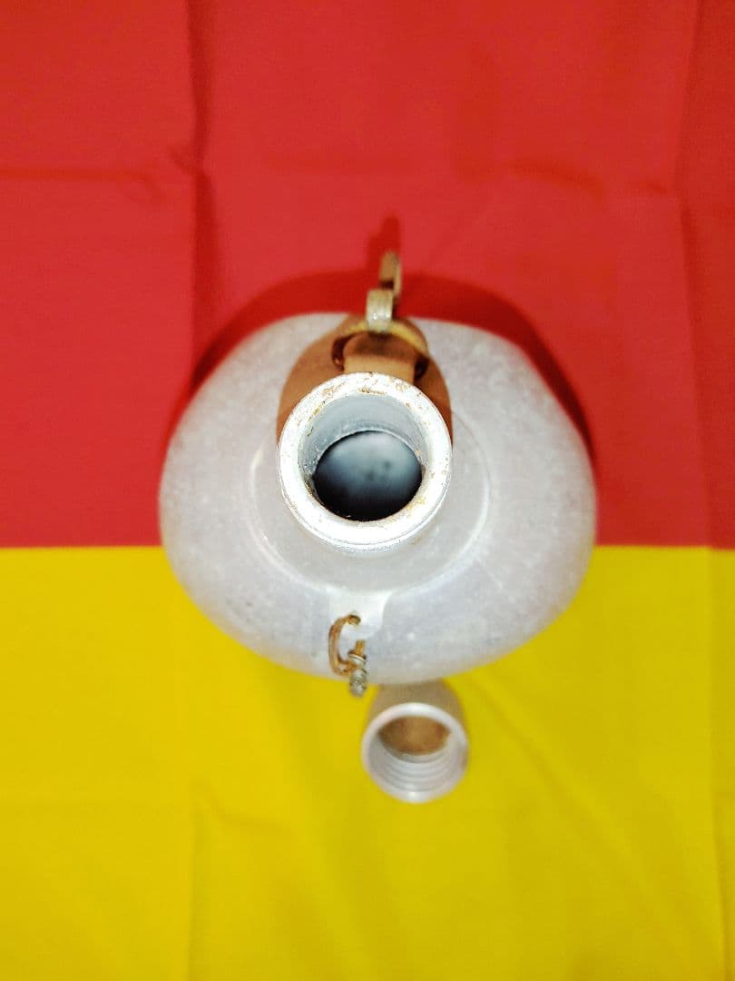 ドイツ軍　第二次世界大戦 アルミ製卵型ボトル キャンティーン