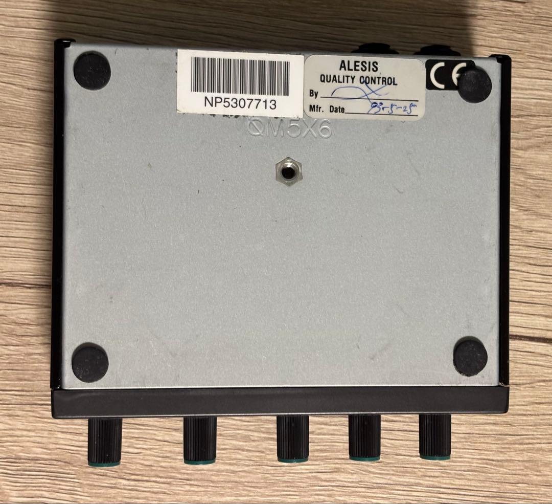 Alesis NanoPiano 【美品】音出しmidi確認済　アダプタ付き