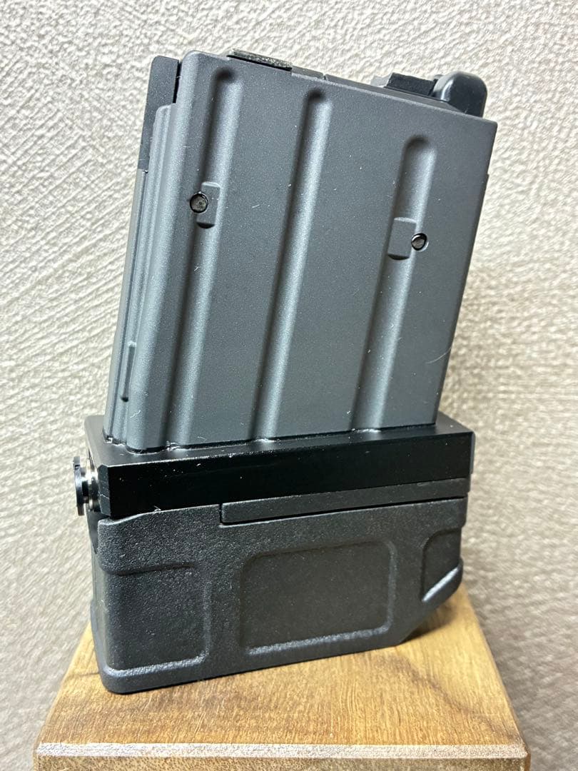 R7-43 東京マルイ GBB M4 マガジンアダプター 外部ソース仕様