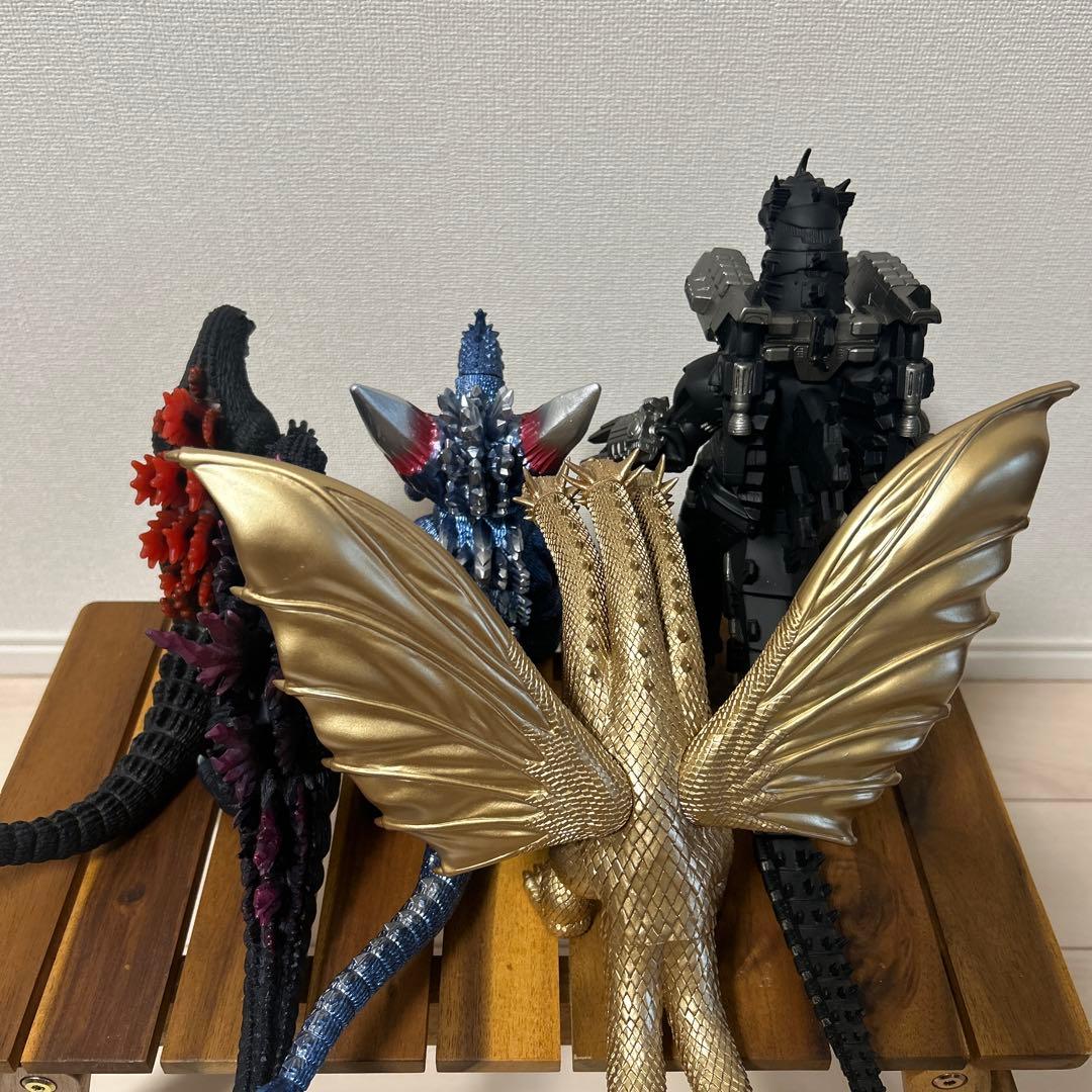 ムービーモンスターシリーズ　デスゴジ　キングギドラ　機龍　スペゴジ　5体セット