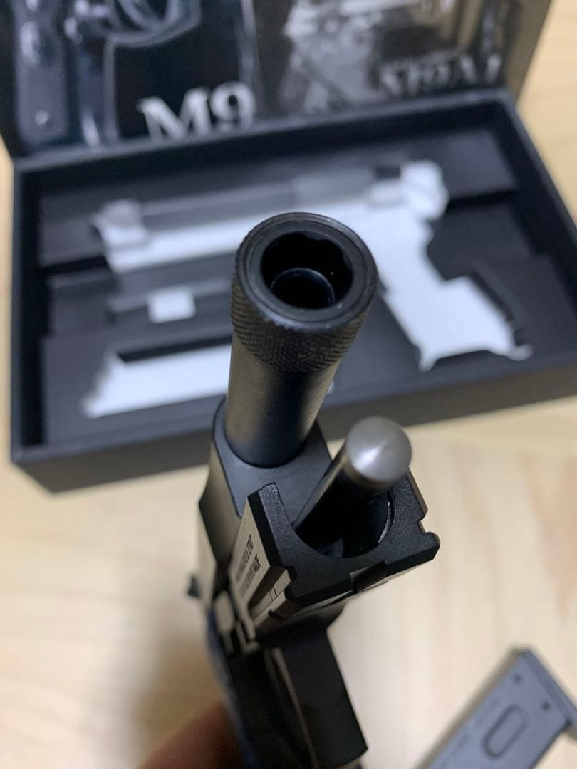 概ね美品　東京マルイM9A1ベレッタ ガスブローバック　可変ポップ　カスタム品