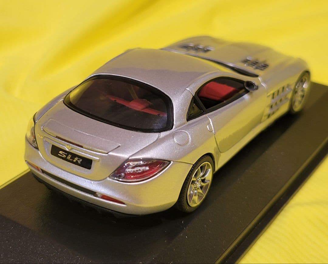 ミニチャンプス　1/43 ベンツ3種3台