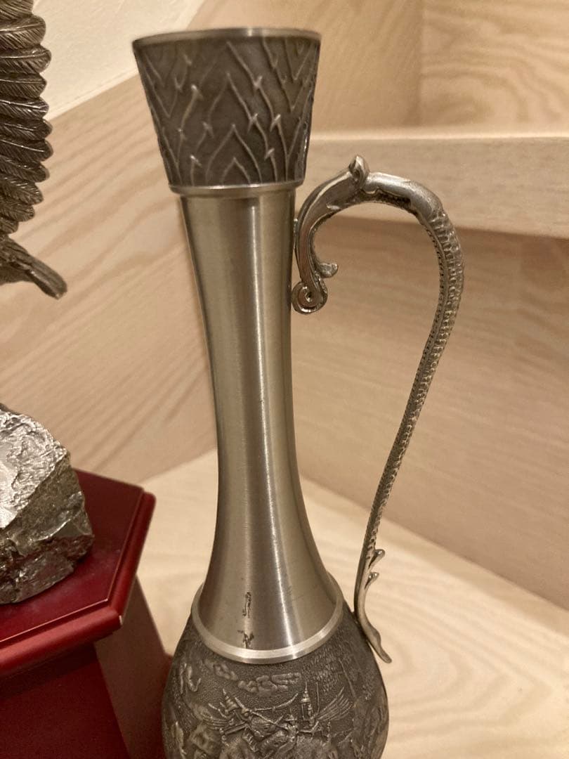 アンティーク　鷲の置物、象の花瓶　ピューター製