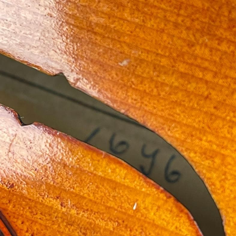 美品●HUNGARY製 バイオリン● 1/10 良木・良音 弓 K.SUGITO