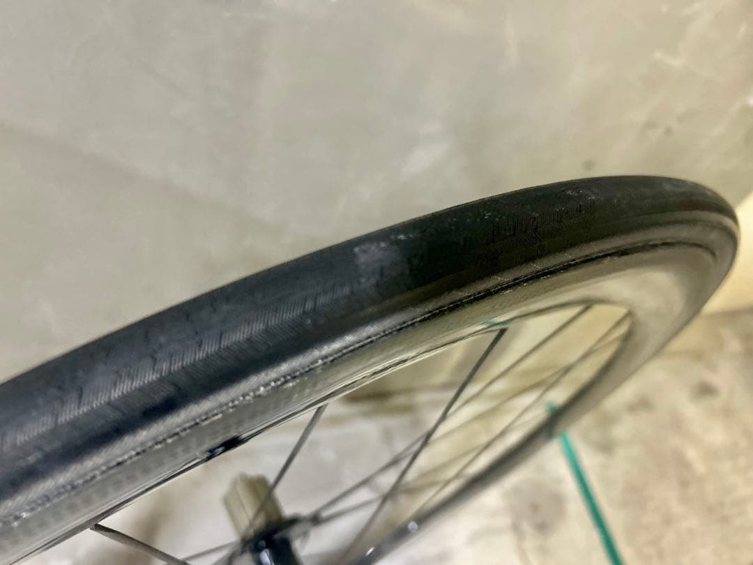 ◆台湾メーカー製の定価18万円程のカーボンホイール＆タイヤ後輪】重量1.07kg