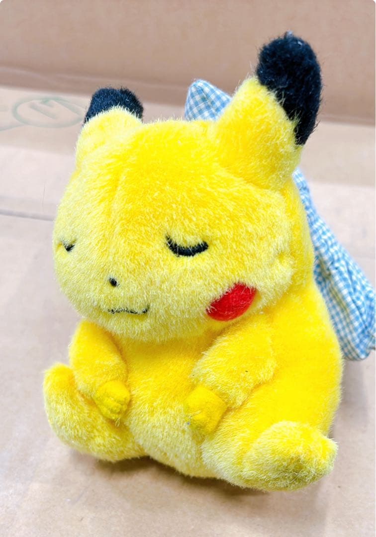 ポケモンぬいぐるみ ピカチュウ おやすみタイプ TOMY 初期ピカ