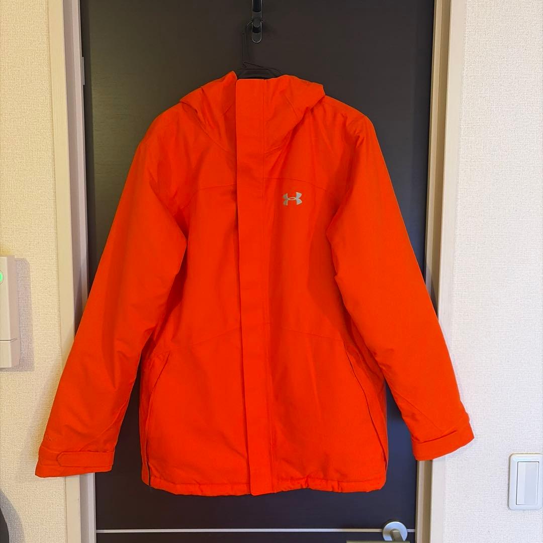 アンダーアーマー  INSULATED CORE JACKET