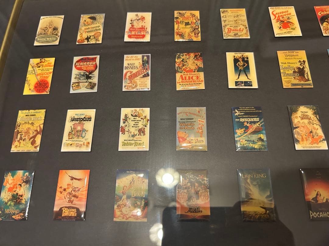 1998年 ディズニー ムービーポスター ピンバッジ　ピンズ　限定　シリアル