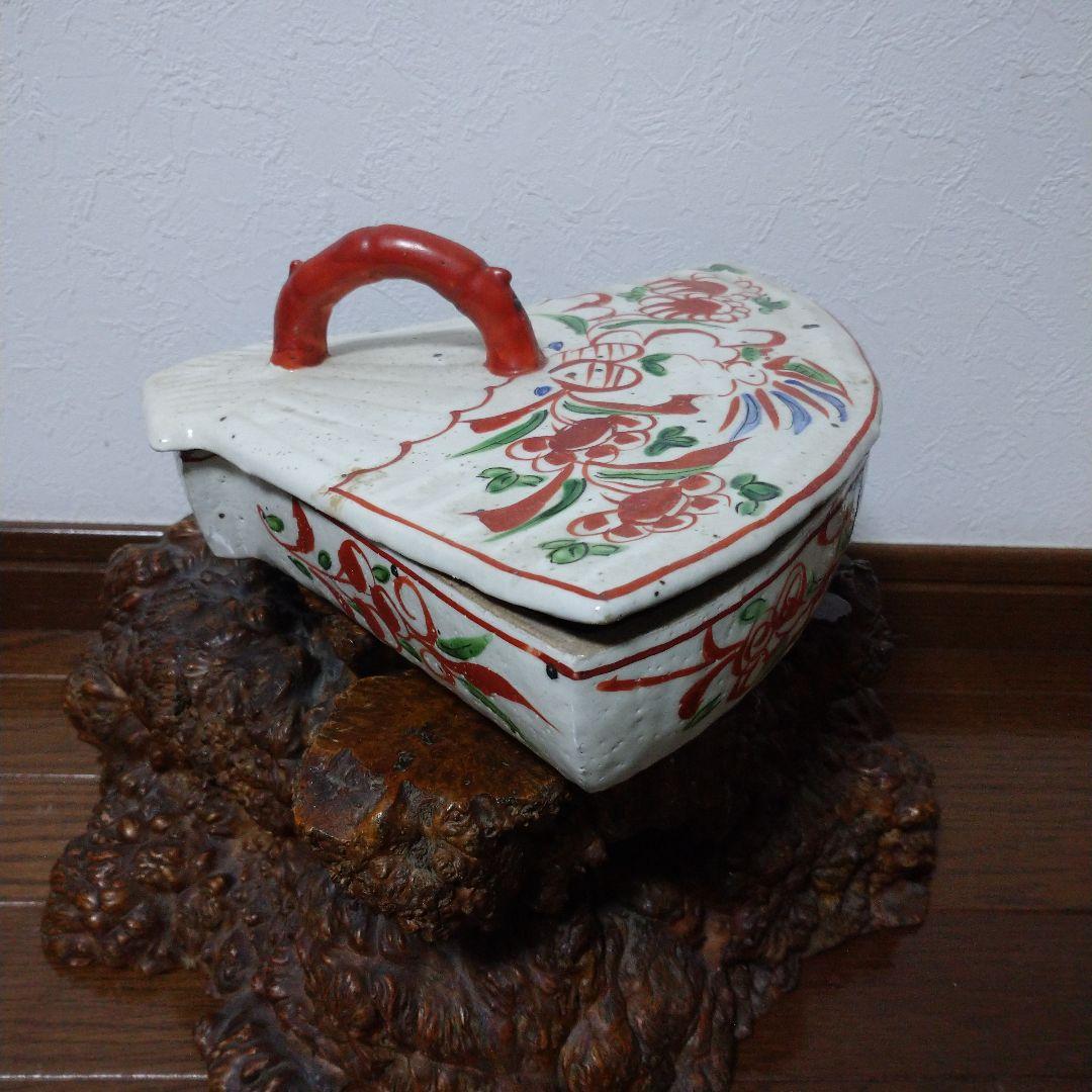 大特価‼️ 最終値下げ‼️ 中垣連次作‼️ 赤絵 扇型 蓋物‼️ 一点物‼️