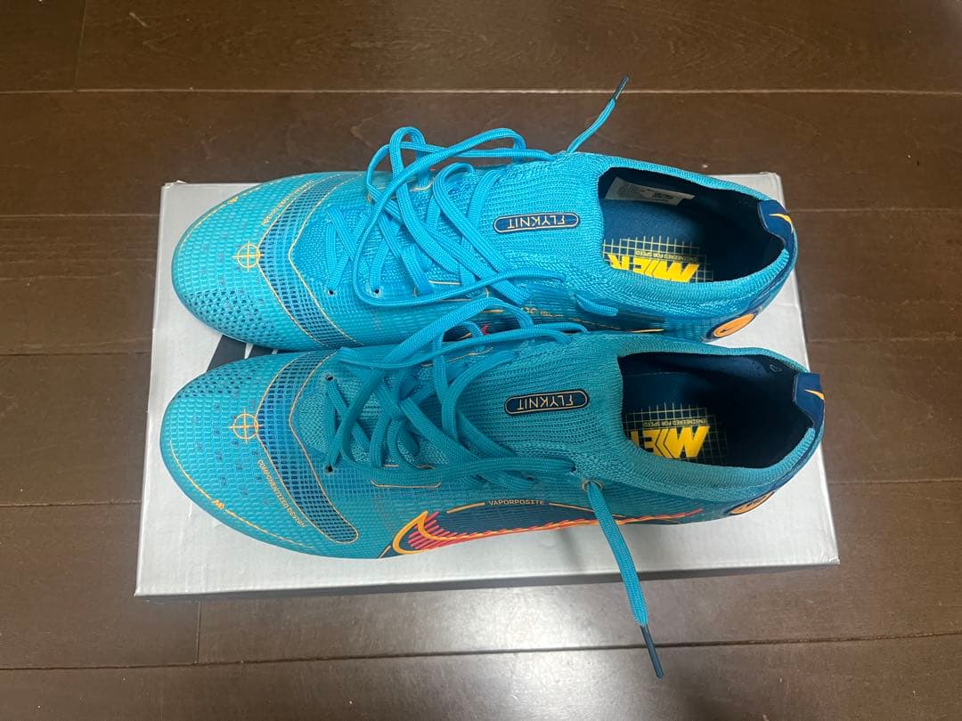 NIKE マーキュリアル ヴェイパー 14