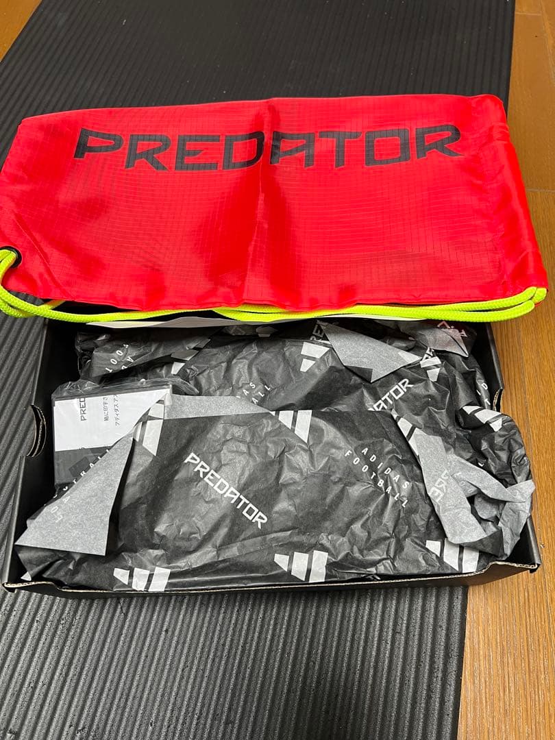 アディダス　プレデターエリート　HG/AG　27.5