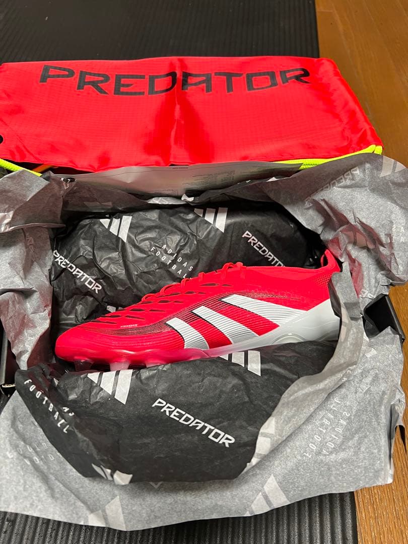 アディダス　プレデターエリート　HG/AG　27.5