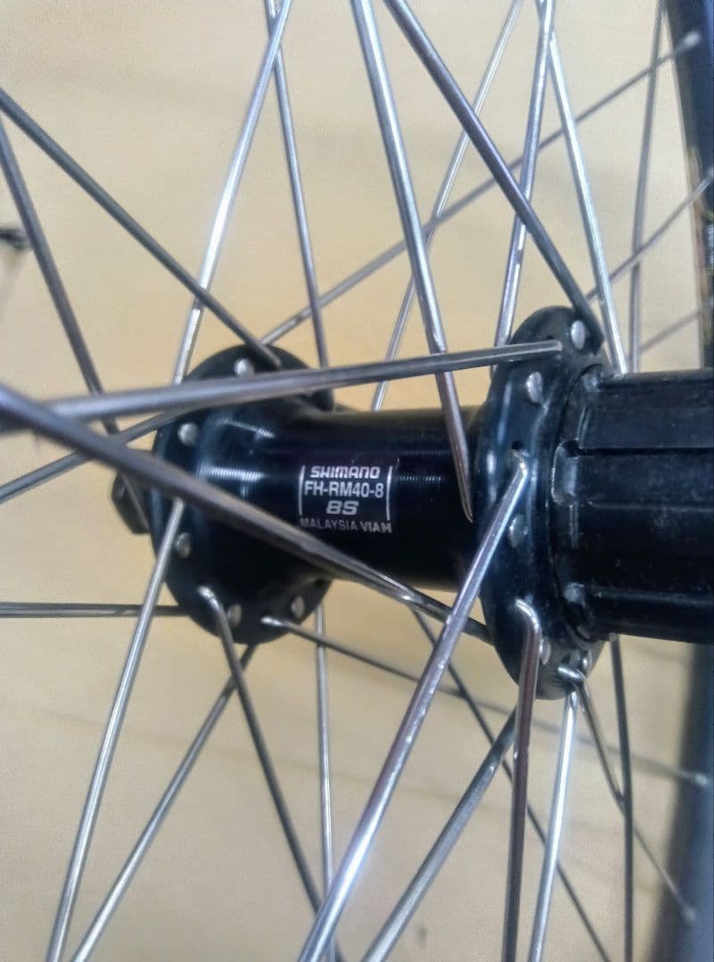 SHIMANO FH-RM40-8　 24インチ 完組ホイール　オマケ付き