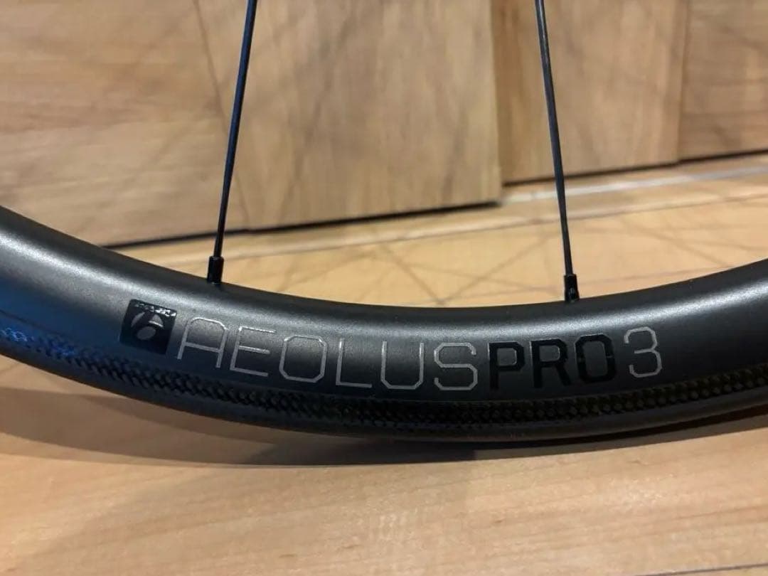 BONTRAGER AEOLUS PRO 3 TLR カーボン前後35mm