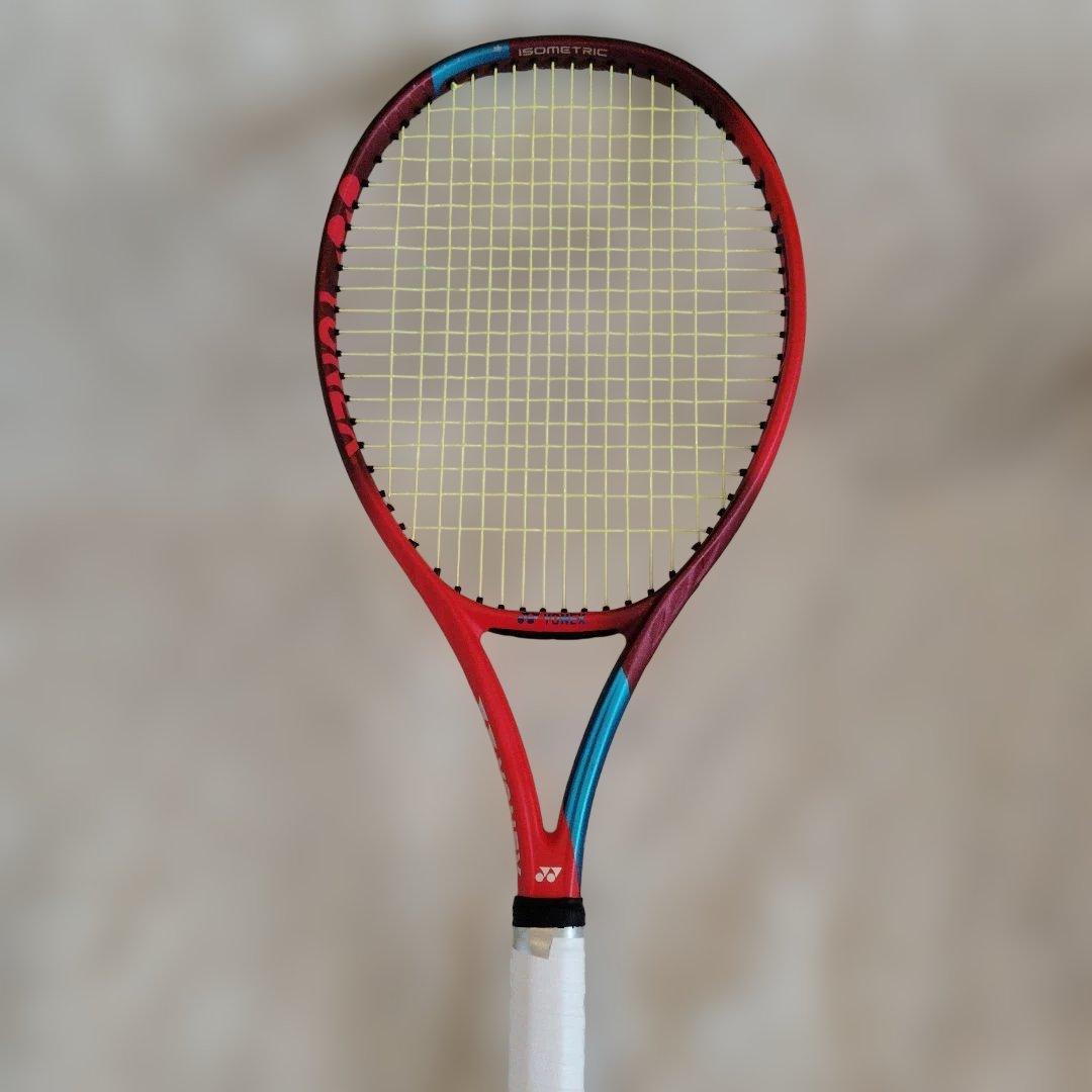 美品ブイコア100YONEX テニスラケット　G2