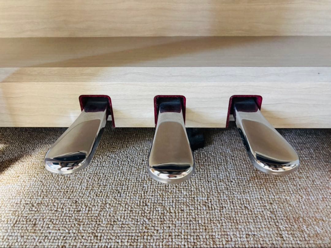 ヤマハ電子ピアノ YDP164WH 19年製 (送料込み)