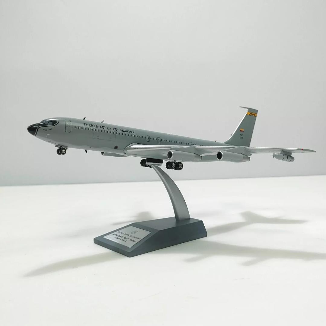 航空機・ヘリコプター INFLIGHT200 FUERZA AEREA 707-300