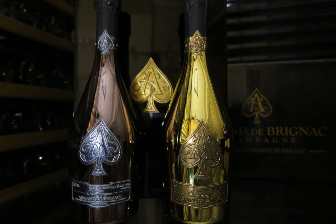 アルマンド ブリニャック アタッシュケース シャンパン ブラック ノワール 2本