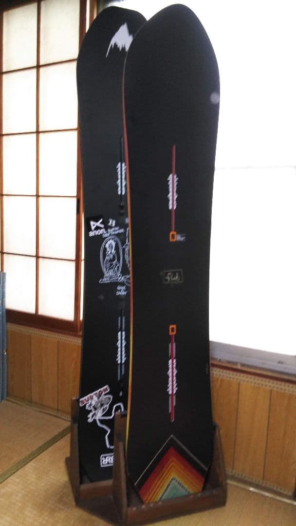 スノーボードスタンドラック　２本用 右側用　カラー　ウォルナット