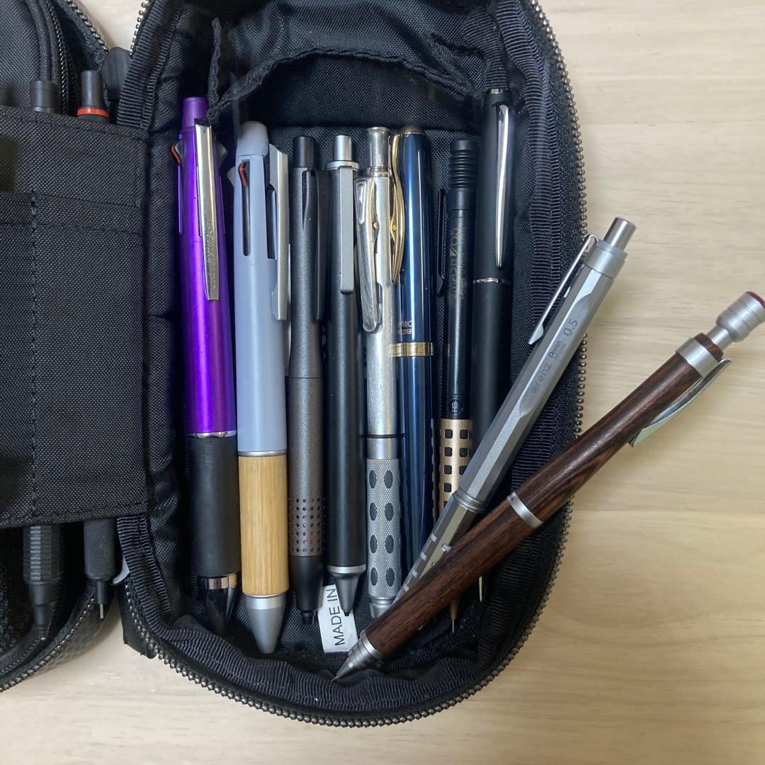 シャーペン　ボールペンまとめ売り　筆箱付き