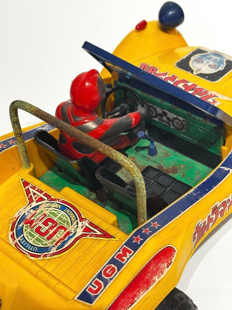 当時物　ウルトラマン８０　バギー　破損あり