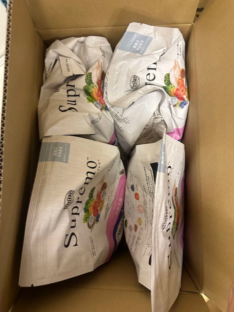 Nutro スーパーも ドッグフード4袋