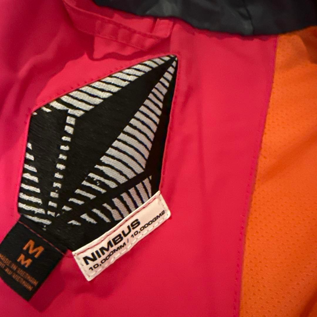 美品✨Volcom ボルコム スノーボードウェア 上 女性用 ピンク/ブラック