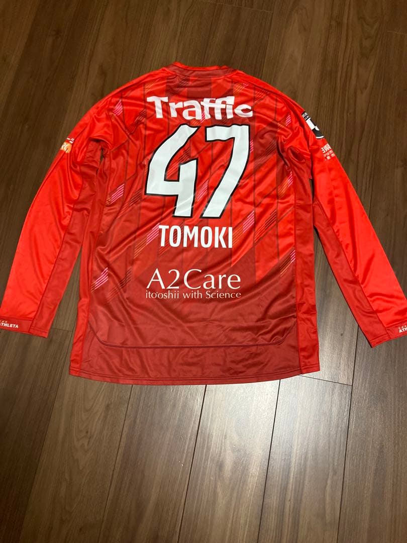 新品未使用に近い　ブラウブリッツ秋田 ユニフォーム　キーパー　gk 長袖　レッド