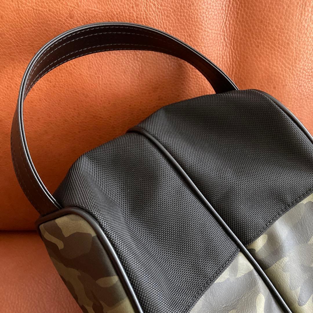 【超美品】BARNEYS NEW YORK ゴルフシューズケース 迷彩カモフラ柄