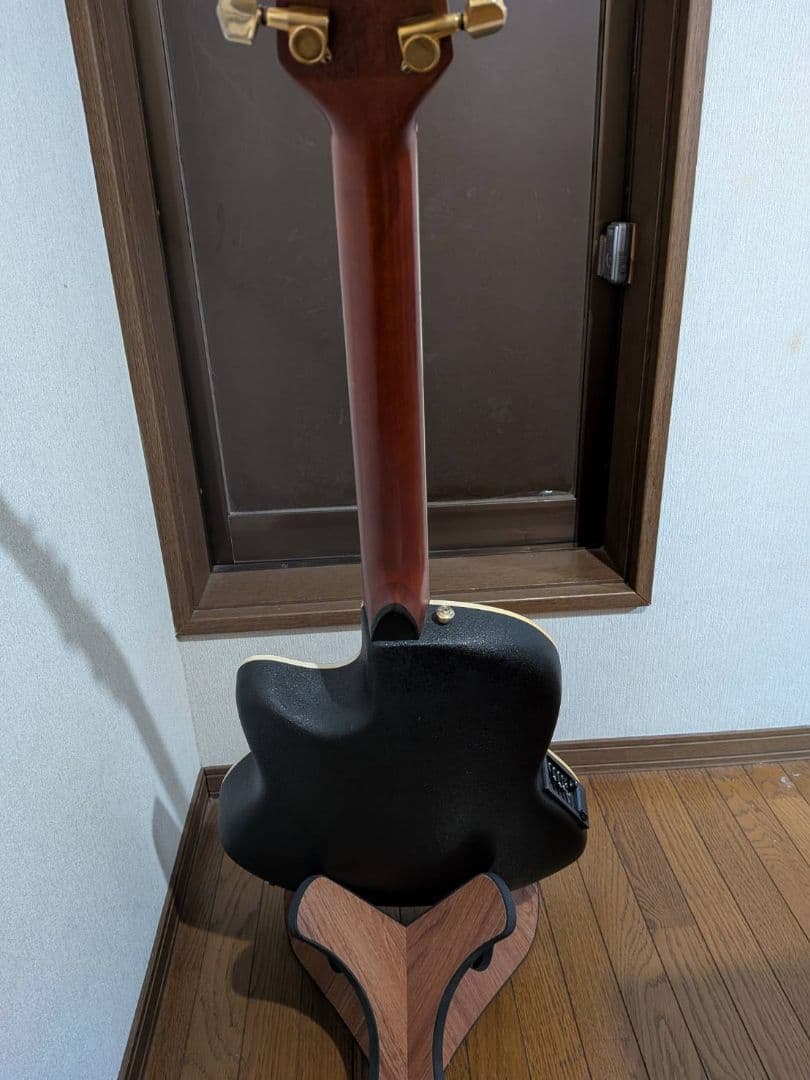 オベーション エレアコギター Century (センチュリー) CA-2057