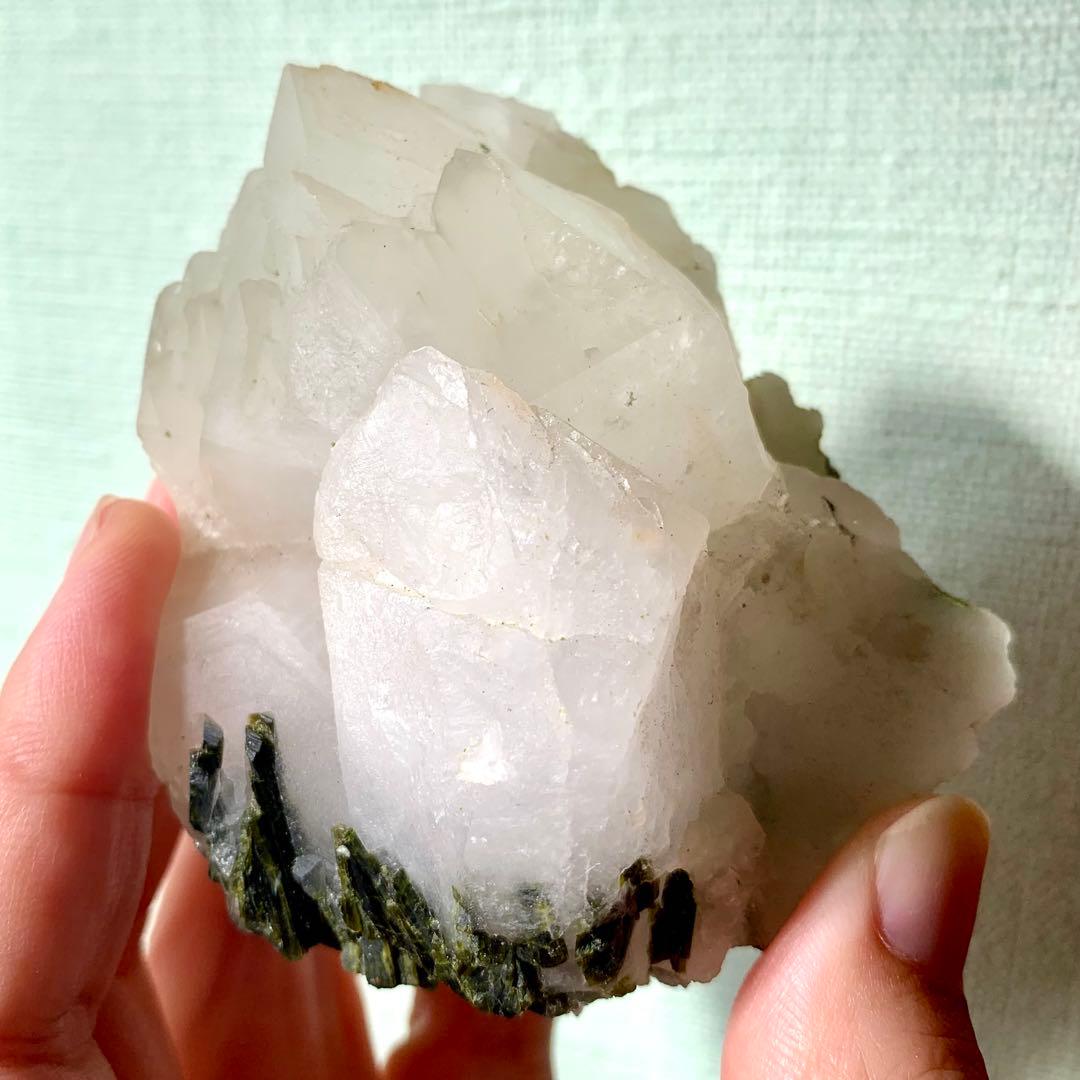 エピドートインアンフィボールクォーツd特大