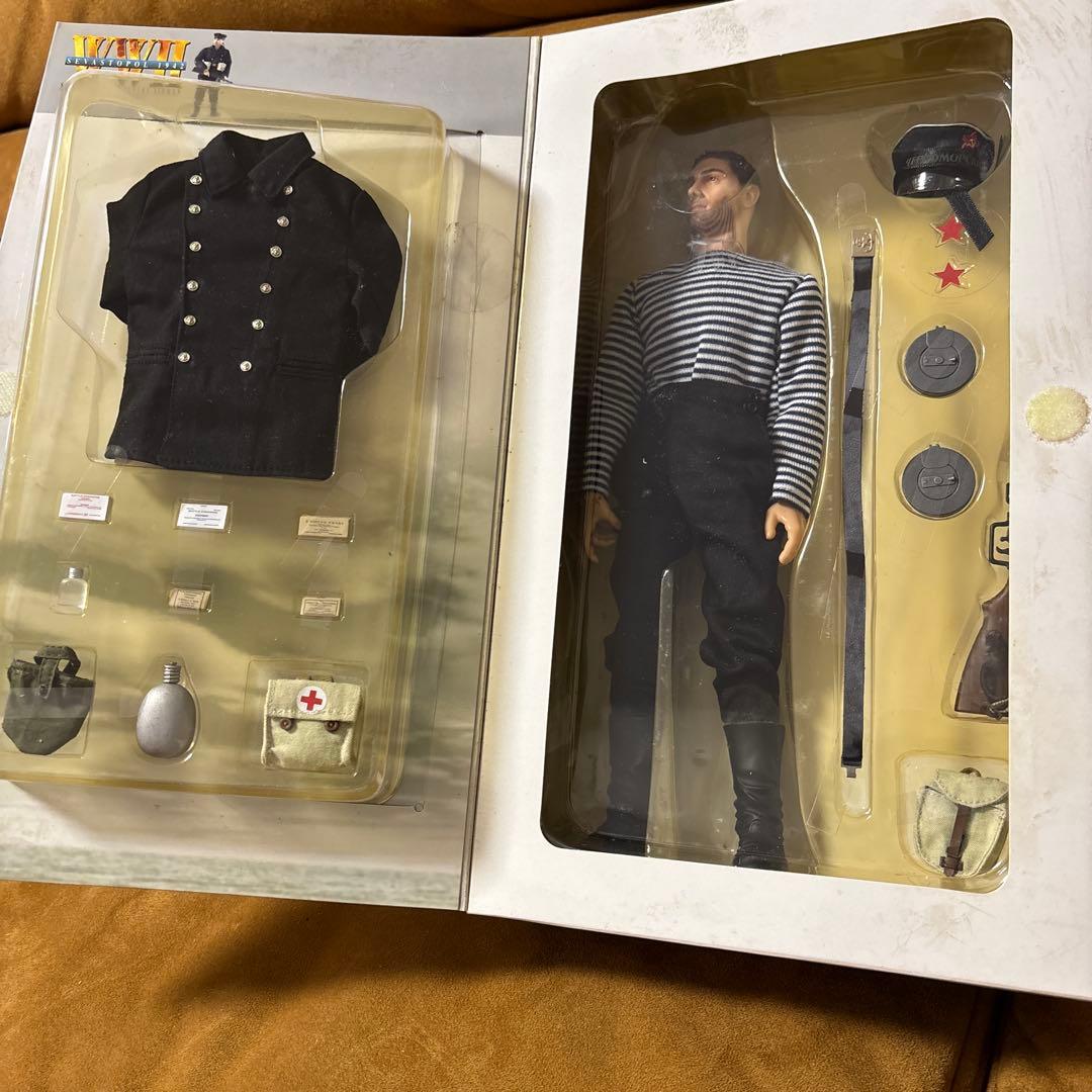 ミリタリー Dragon Soviet Naval Infantry Aidman 1942