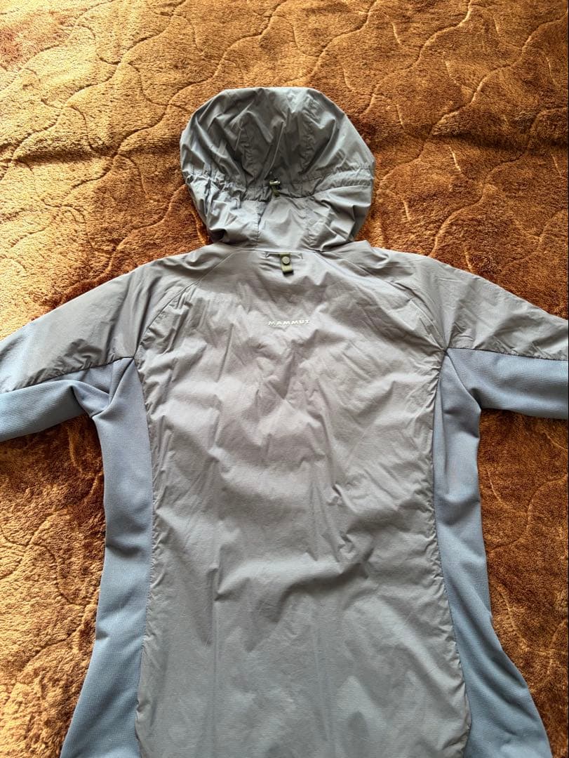 MAMMUT フード付きジャケットM 紺