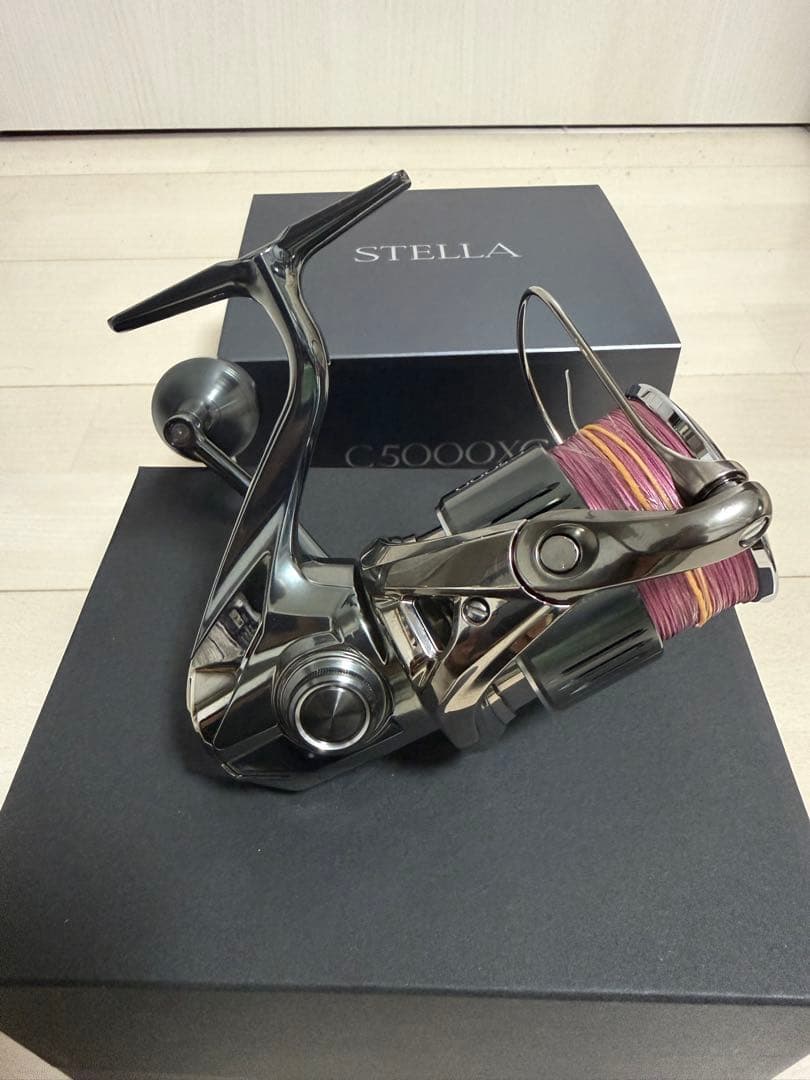 22ステラ　c5000XG シマノ　極美品