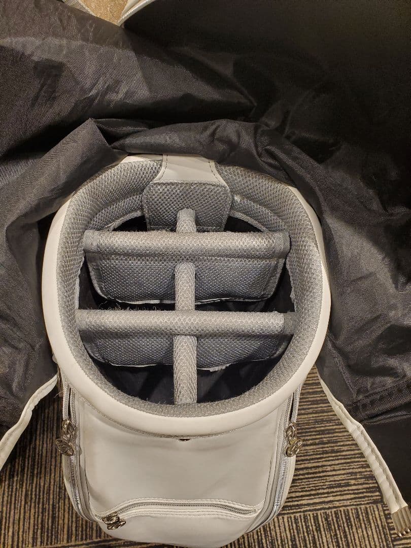 DESCENTE ホワイト キャディバッグ