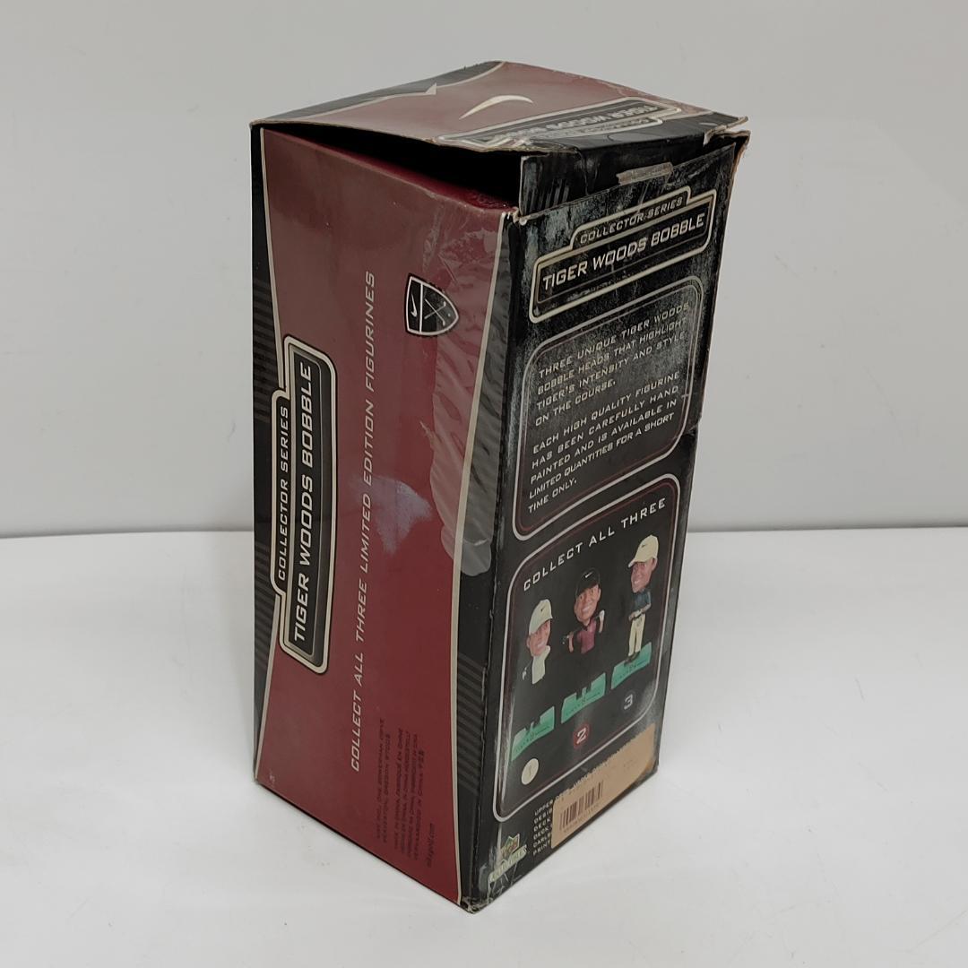 ナイキ タイガーウッズ フィギュア ボブルヘッド レア 希少 m1190