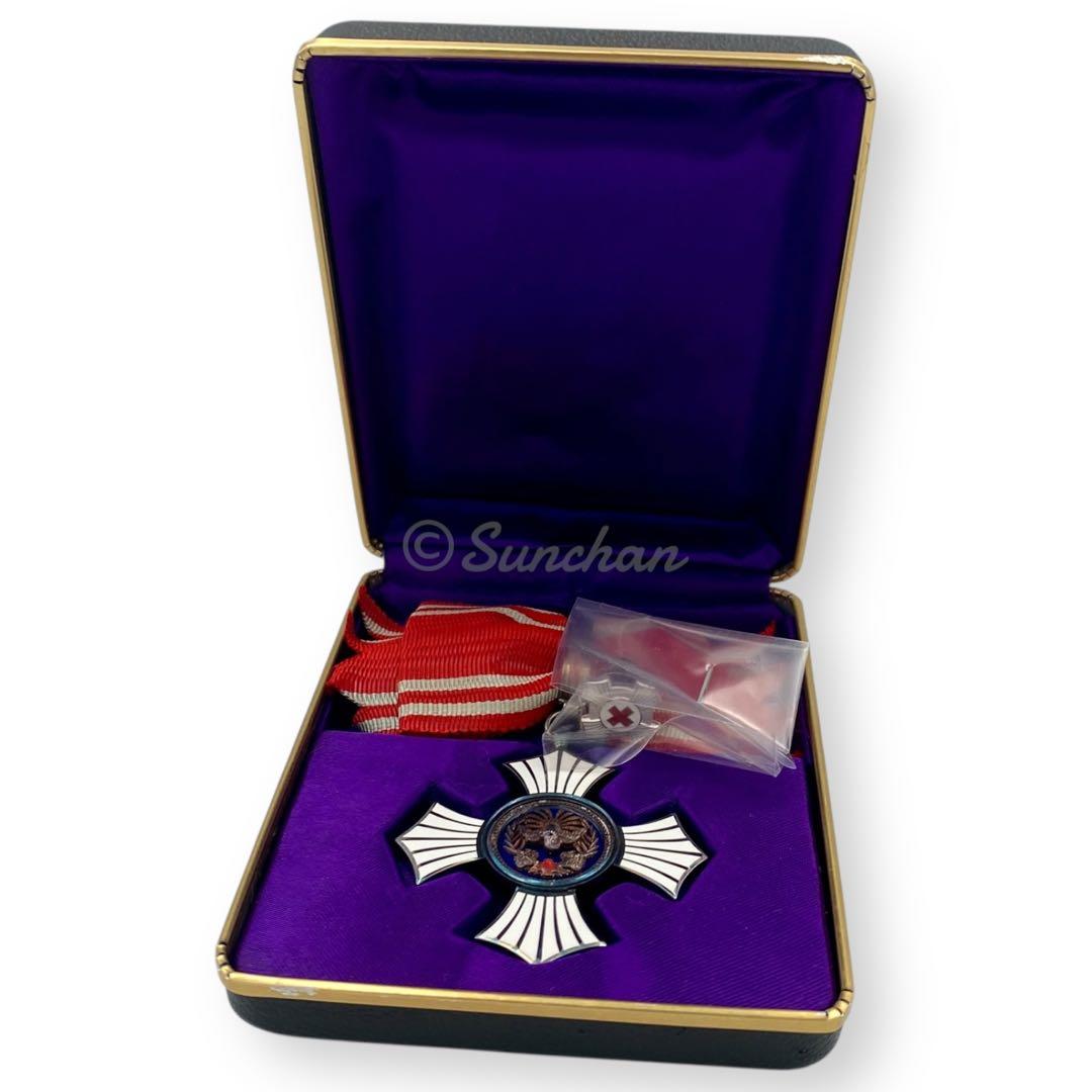 【希少品】 日本赤十字社 銀色功労賞 未開封ピンバッジ付き 勲章 明治二十一年