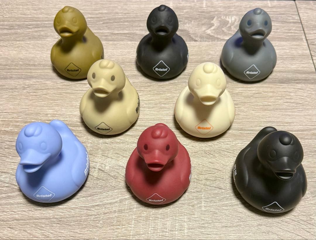 fcrb ブリストル　ラバーダック　　フィギュア8個セット　※バラ売り不可