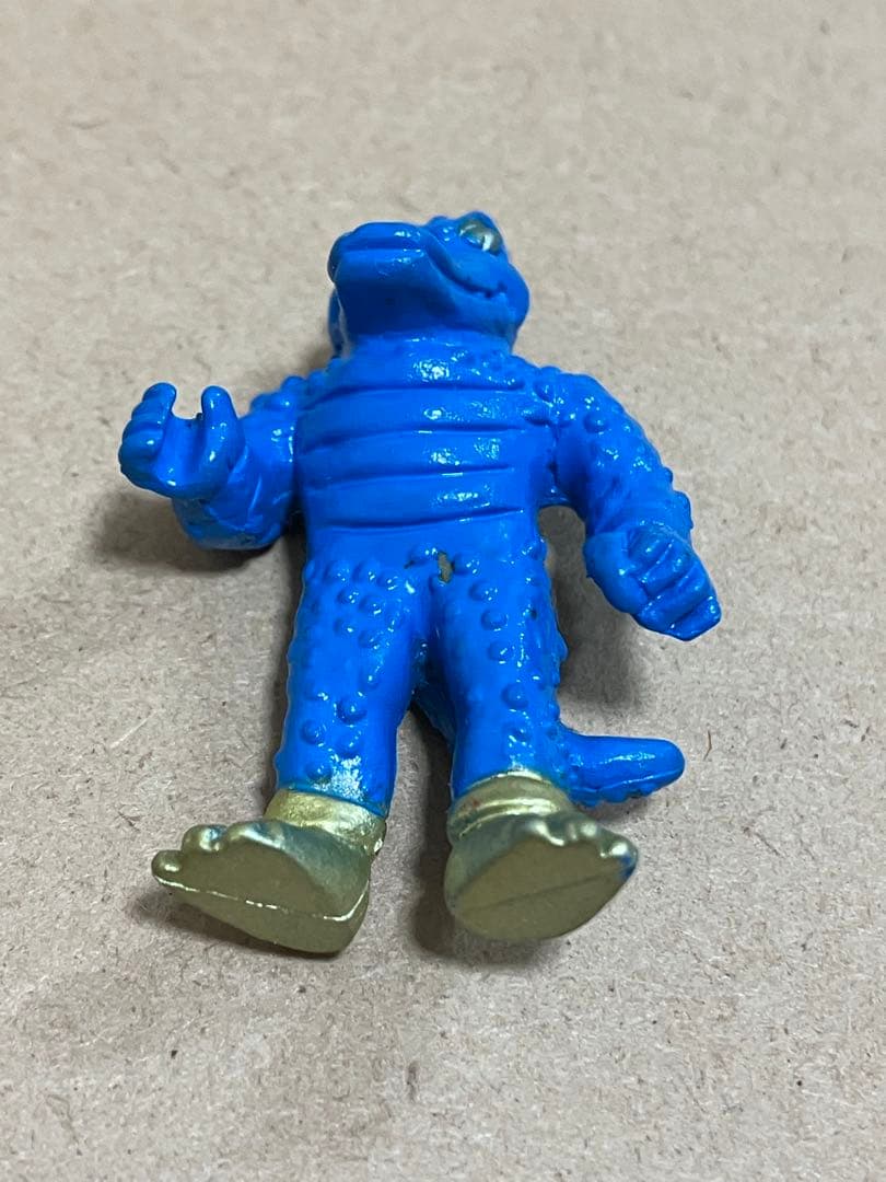 ファミコンチョコ第4弾　ダイラ　彩色版　ゼルダの伝説　消しゴム