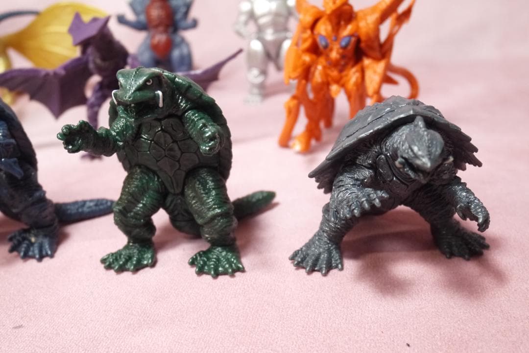 ハイパーゴジラ　ハイパーガメラ　24体