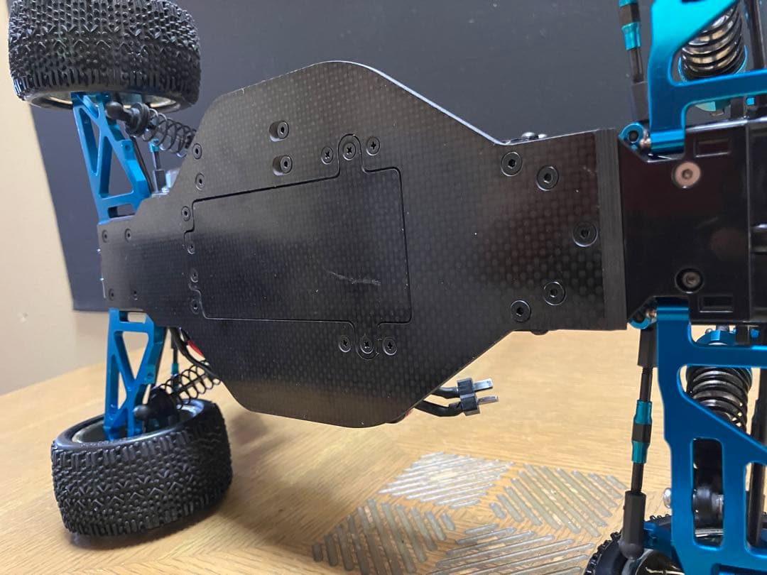 タミヤ　DF-03  ダークインパクト　超改造車