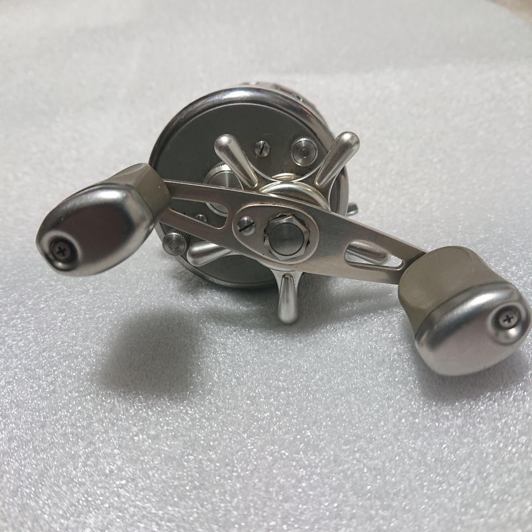 RYOBI VARIUS M300 ベイトリール