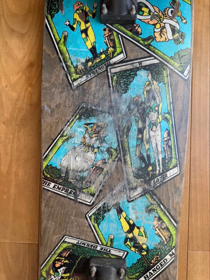 レイバービー タロット カード スケートボード