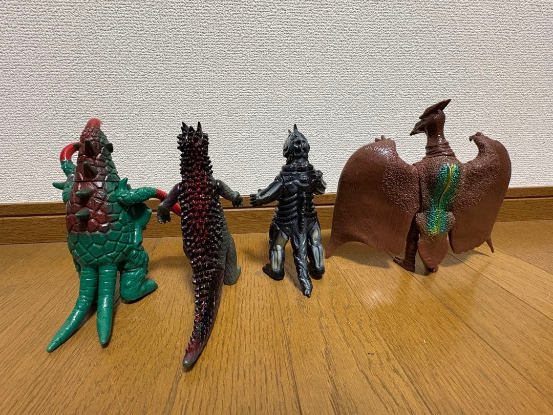 ウルトラマンシリーズ　ソフビ　怪獣　17体　年代物