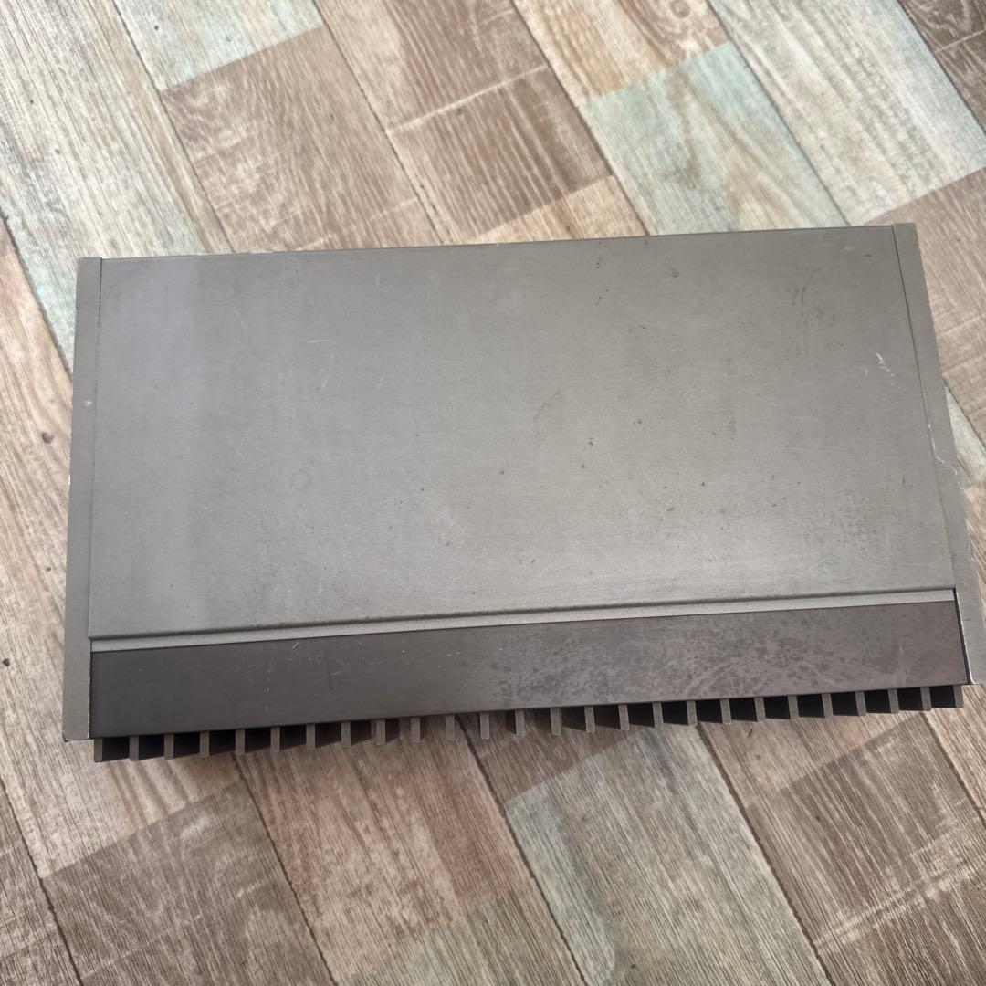 パワーアンプ　「QUAD405」