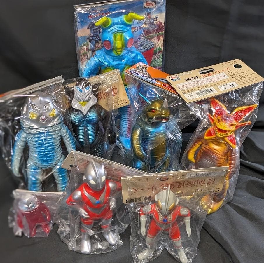 シン・ウルトラマン再登場怪獣（ブルマァク復刻）未開封ソフビ８体セット