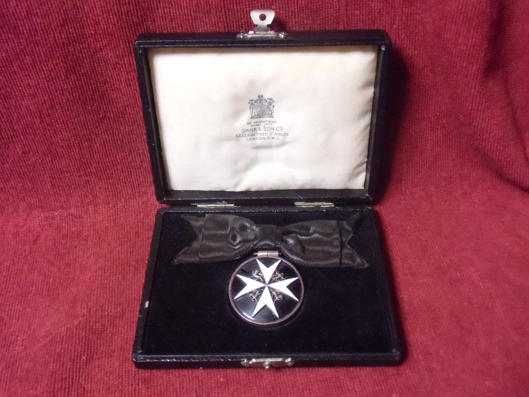 ＧＢ英軍/イギリス軍＊１９４０年代＊ＳｔＪｏｈｎ/聖ヨハネ十字勲章＊女性用/実物